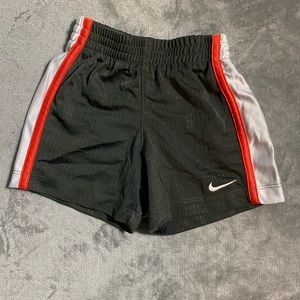 Nike shorts 12M